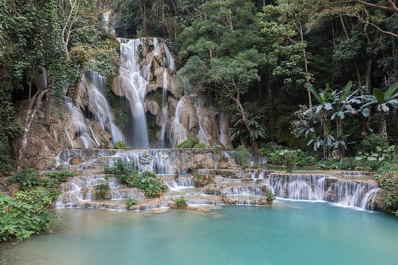 Luang Prabang â Temples & Waterfalls